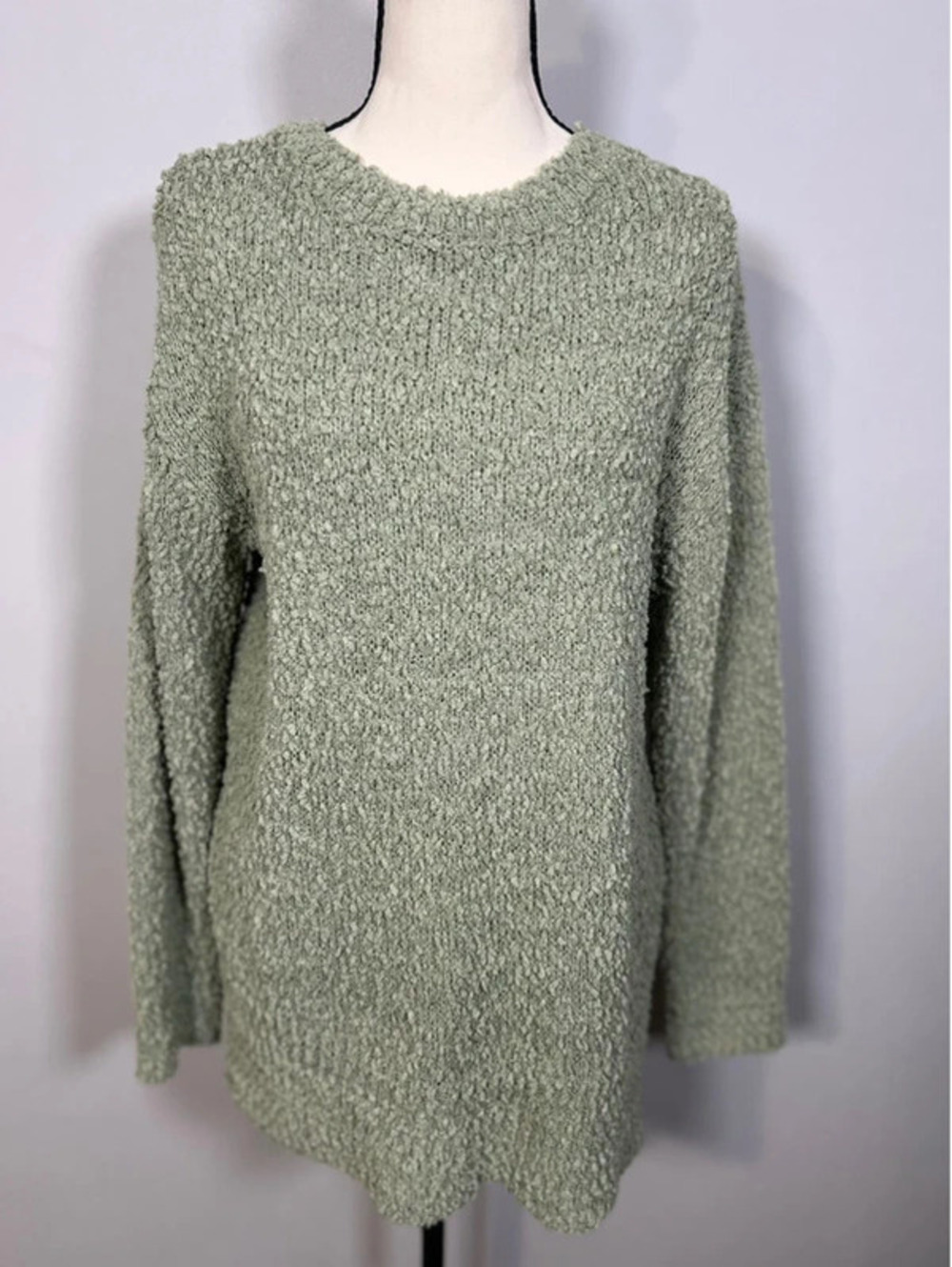 Sage Green Textured Knit Sweater Size S Long Sleeve